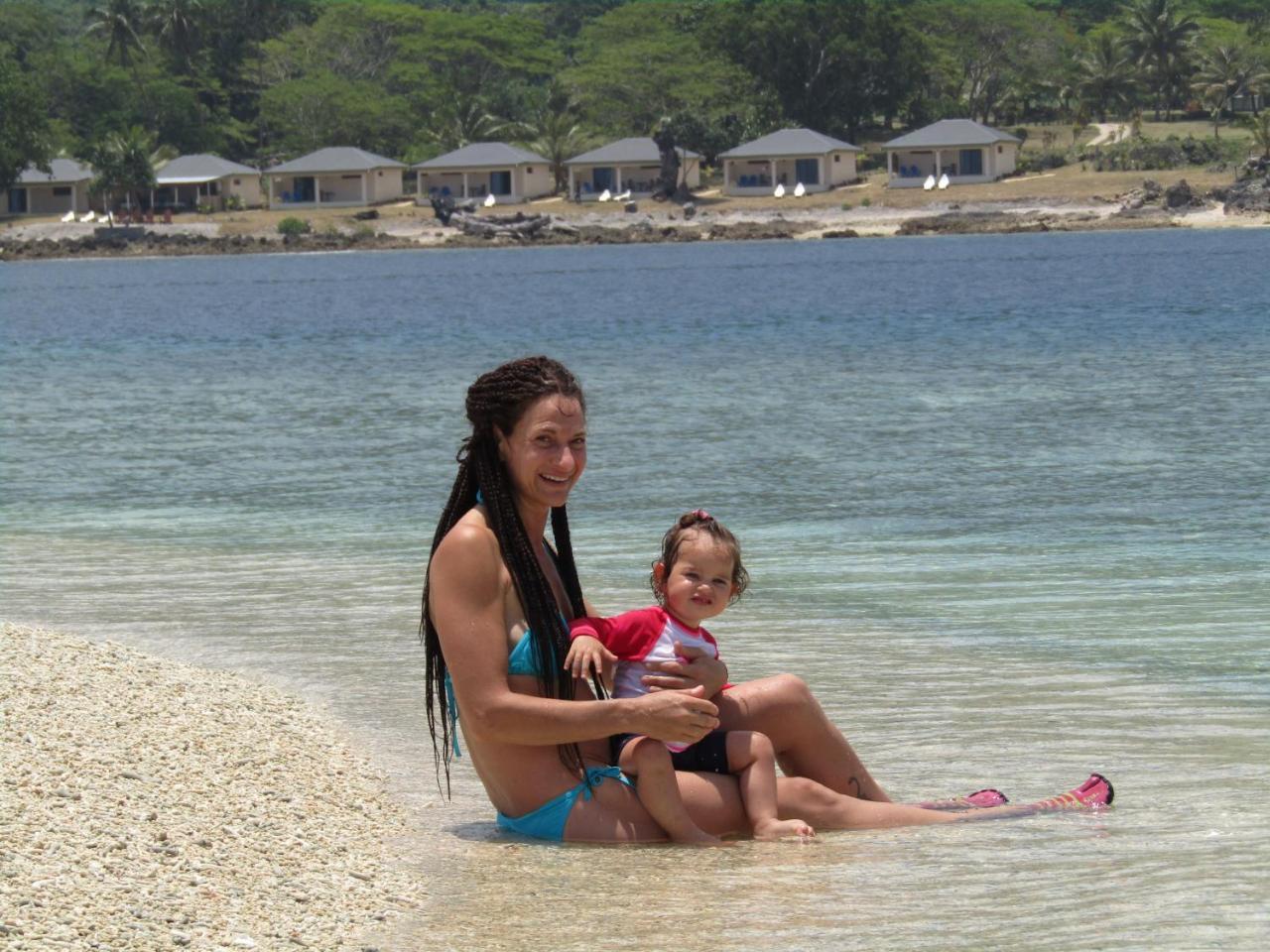 Blue Bay Resort Порт-Вила Экстерьер фото